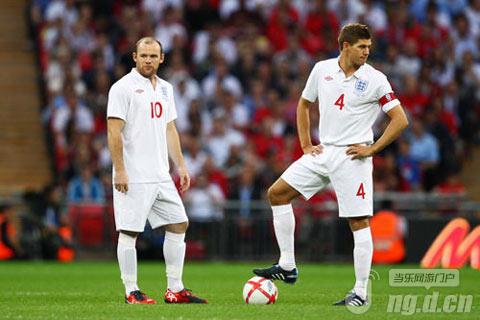 《马上踢足球》米卢评球 巴西世界杯3大堕落球