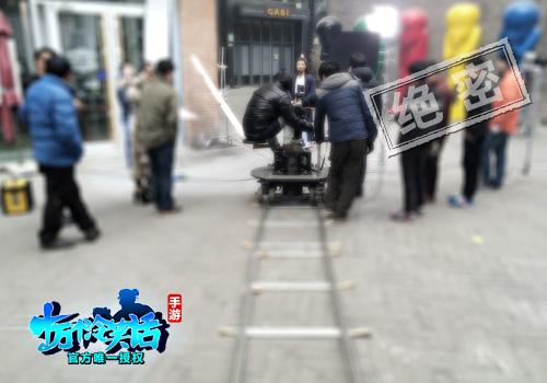 《十万个冷笑话》真人版大电影剧照流出_十万